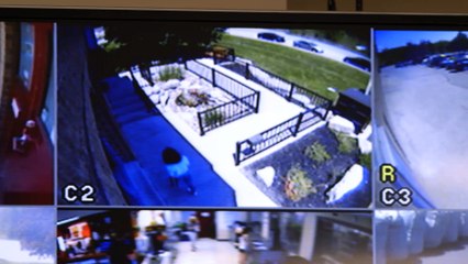 Weird Guys: Derrick Snowdy