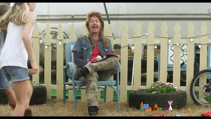 Geçmişin Peşinde - Joe Dirt 2: Beautiful Loser (2015) Fragman
