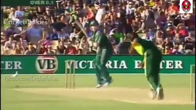 Top 10 worse leave of balls and Bowled in Crickets-HD