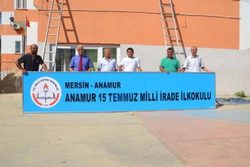 Fetö'nün Okuluna Zafer Bayramı'nda 'Milli İrade' Tabelası Asıldı