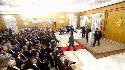 تونس: تنصيب حكومة الوحدة الوطنية برئاسة يوسف الشاهد