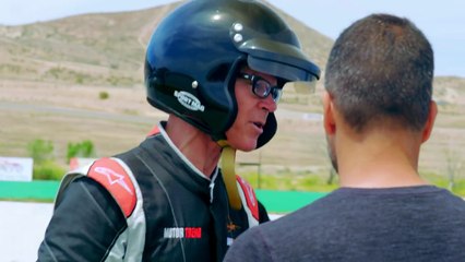 2016 Cadillac CTS-V vs. 2016 Lexus GS F - Head 2 Head Ep. 78_30