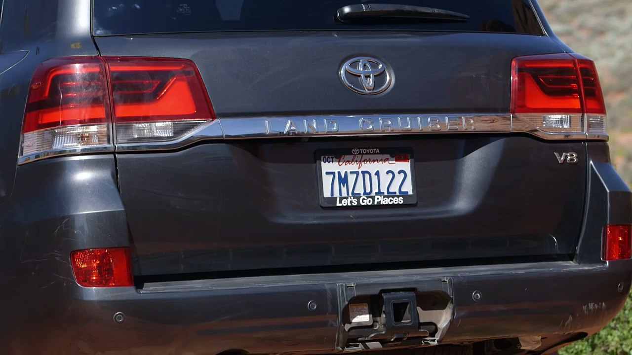 2016 Lexus LX 570- Just How Good Is The Most Expensive Lexus- - Ignition Ep. 158_13