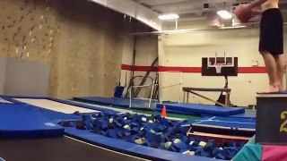 There are trick shots, then there's this.