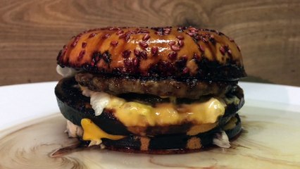 Verser de l'acide sulfurique sur un Big Mac ? RIP McDonalds
