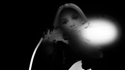 Les premières images de Lily-Rose Depp pour Chanel n°5