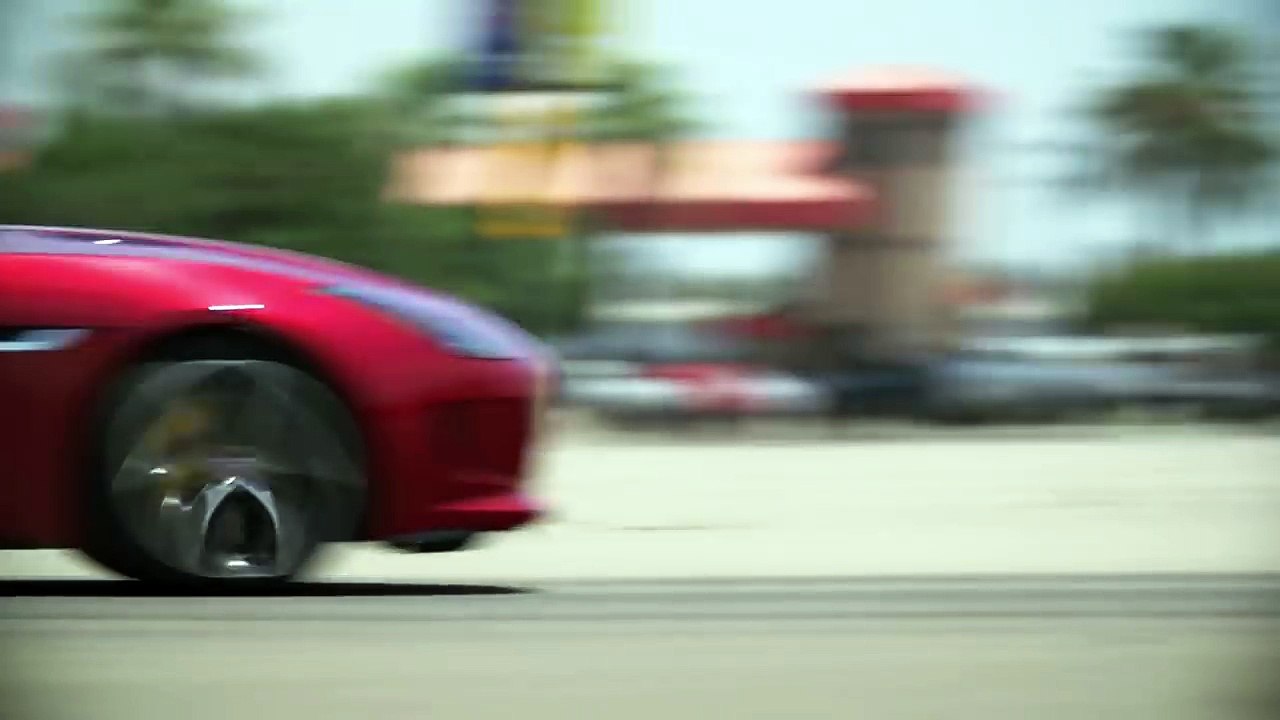 2016 Mercedes-AMG GT S vs. 2016 Jaguar F-Type Coupe R  - Head 2 Head Ep. 73_2