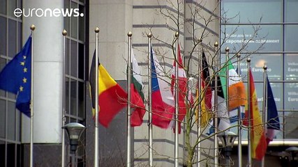 المفوضية الأوروبية تستعد لفرض غرامة مالية على آبل