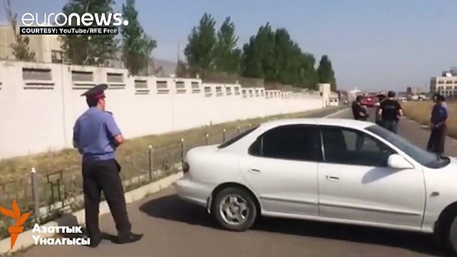 В Киргизии расследуют врыв у китайского посольства