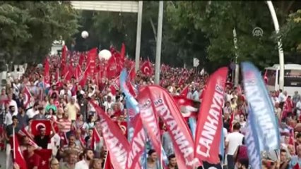 Kılıdaroğlu: 'Cumhuriyeti Tam Demokrasi ile Taçlandırmak Bizim Namus Borcumuzdur'