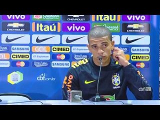 Seleção Brasileira: Coletiva de imprensa com Taison - 29/08/2016