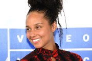 Alicia Keys: Makyaj Düşmanı Değilim