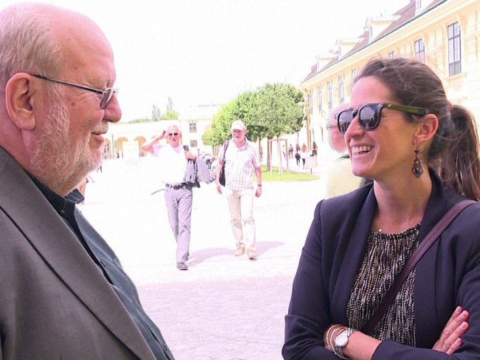 Culte et kitsch, l'empereur François-Joseph contre-attaque en Autriche