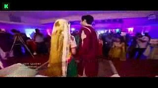 Ayeza Khan Beautiful Dance on her Mehndi