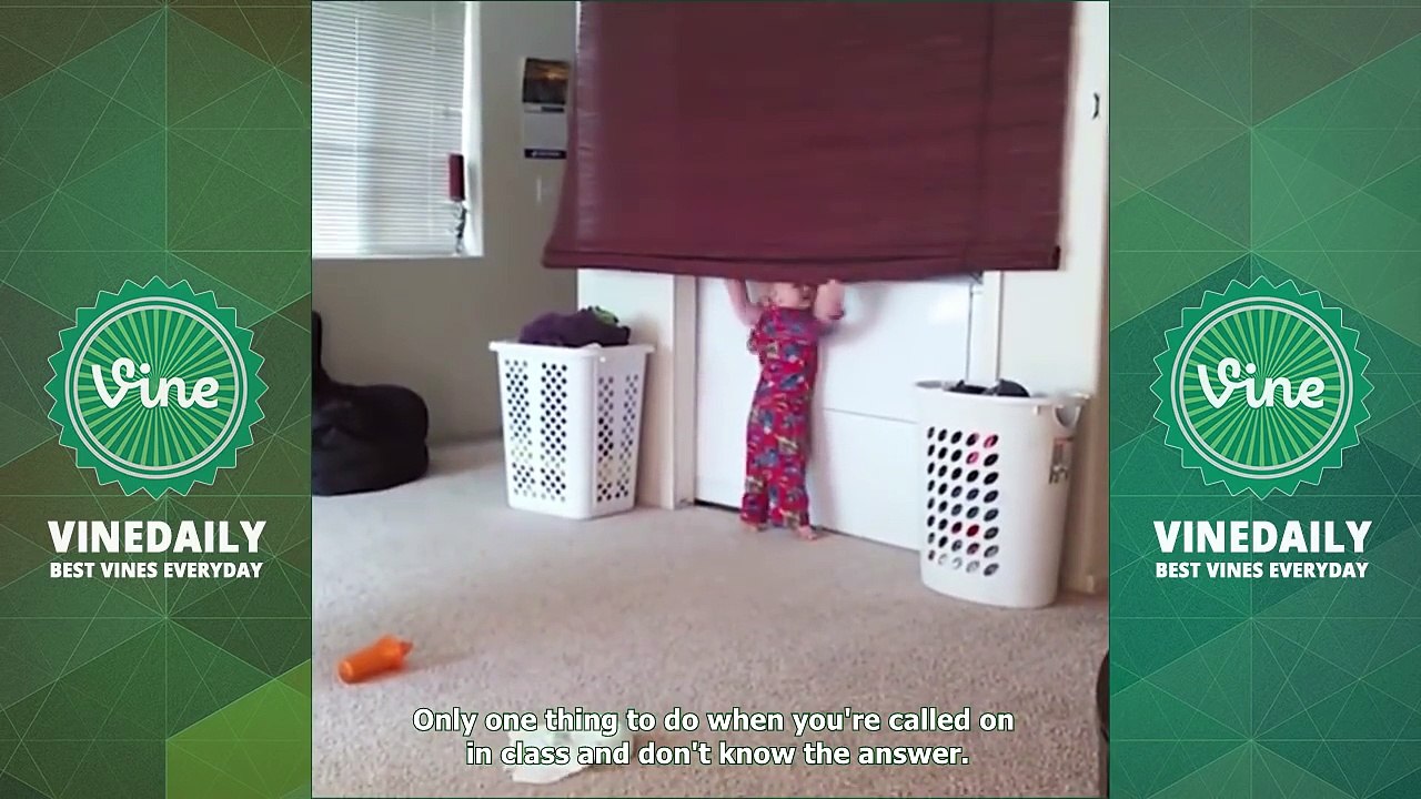 450+ AMERICA'S FUNNIEST HOME VIDEOS Vine Compilations 2016 - Funny AFHV Vines HD ( W- Titles)_74