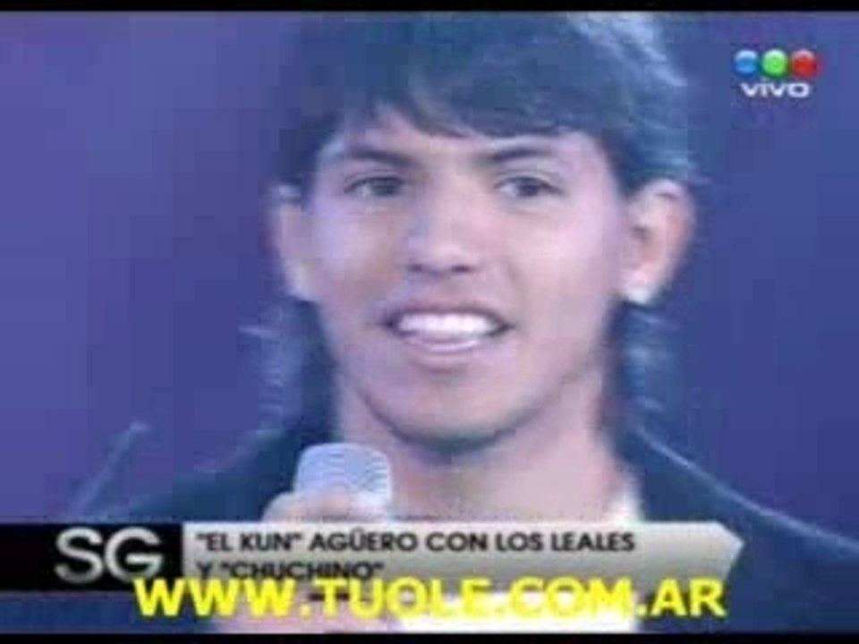 Aguero en Susana Gimenez con Los Leales