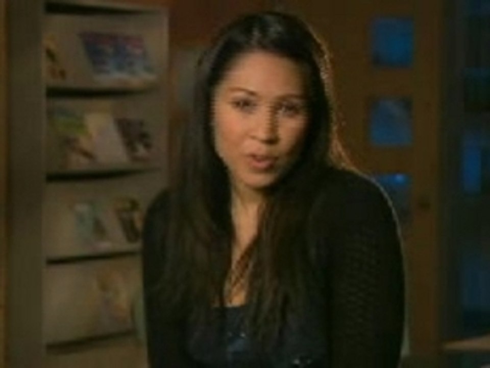 Cassie Steele - THINK.Prom (1)