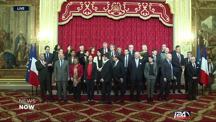 Lots of problems – any solutions? French President Hollande speaks