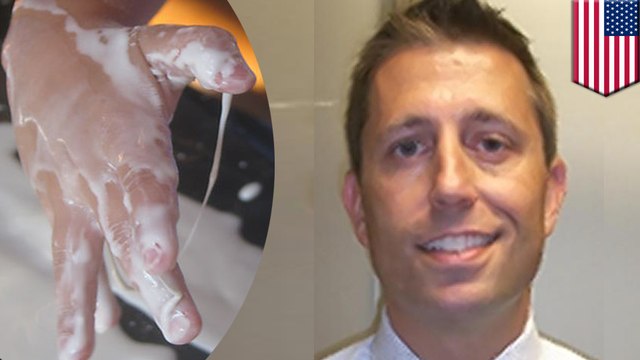 ช่วยตัวเองบนหน้าคนไข้ หมอลามกทำอสุจิติดหน้าสาว