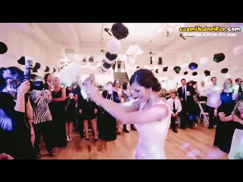 Düğün İçinde Evlilik Teklifi. Bir Nevi Düğünception