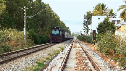 Careless MORON makes the Train SCREAM - Indian Railways