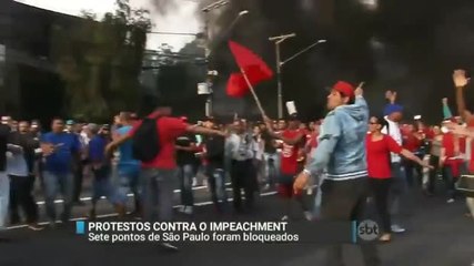 Protestos contra o impeachment interditam sete pontos de São Paulo