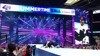 Ariana Grande - Into You (Live At Capitals Summertime Ball 2016)