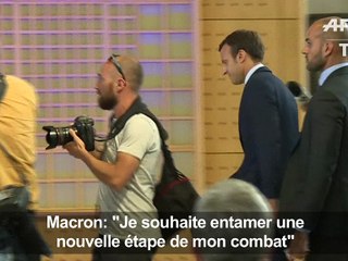 Hollande préside le premier Conseil des ministres de l'ère post-Macron