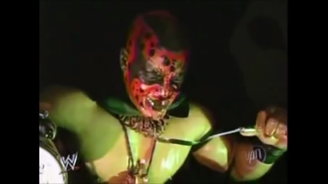 WWE - The Boogeyman Scares others
