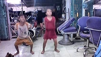 tài năng nhí nhảy điệu rửa tay