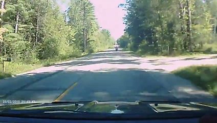 Un chauffard fonce dans une voiture en voulant prendre la fuite