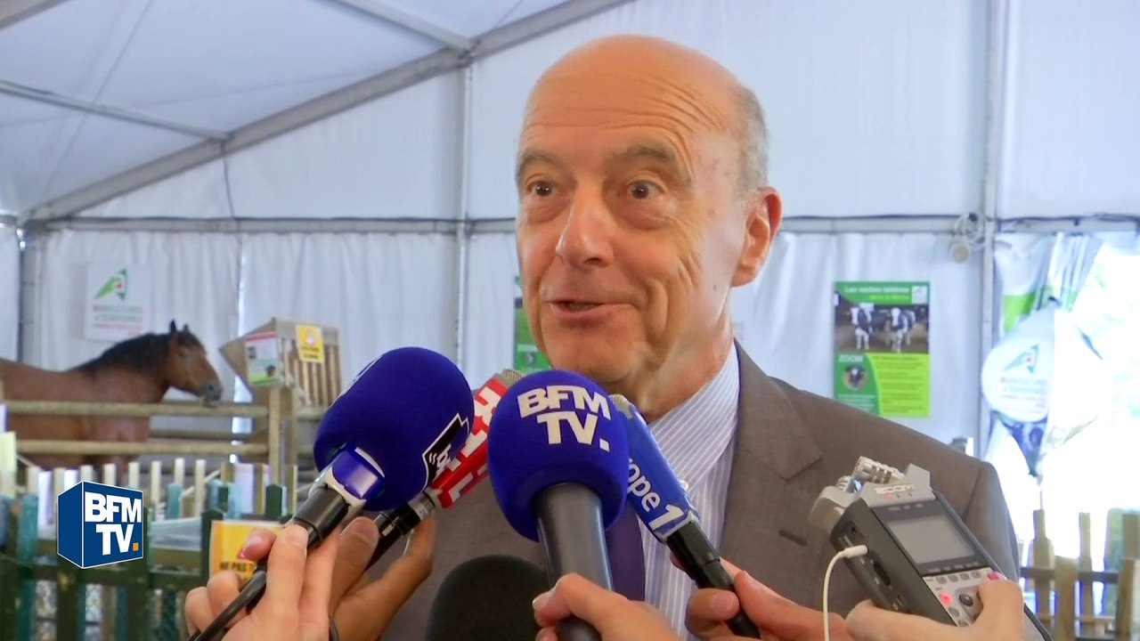 Juppé tacle Macron: "Il est parfois difficile d'être nulle part"