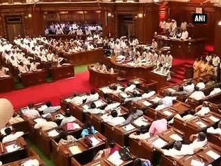 CM Akhilesh Yadav honours 10 senior most legislators in UP assembly