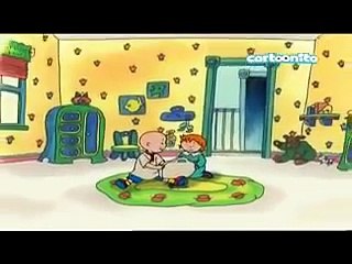 CAILLOU italiano Caillou gioca a fare il bebè