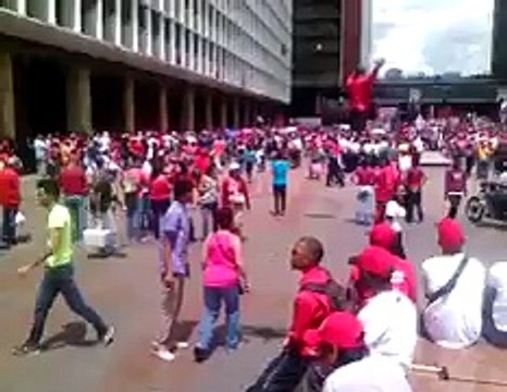 Vea el video que compartió Capriles sobre la concentración del oficialismo