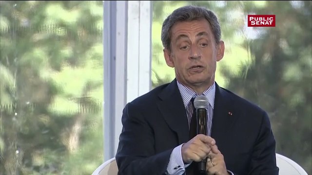 Nicolas Sarkozy devant l'université d'été du Medef