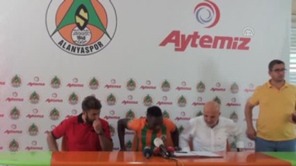 Omeruo ve Gassama, Aytemiz Alanyaspor'da