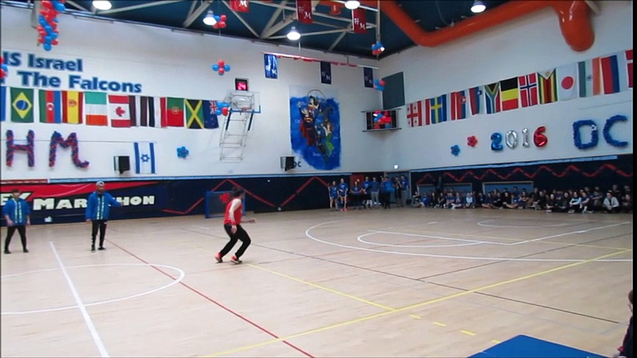מופע ברייקדאנס וטריקינג בבית הספר האמריקאי אבן יהודה