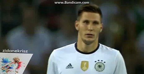 Robin Lod pulls Bastian Schweinsteiger - Germany vs Finland - Friendly Match - 31.08.2016