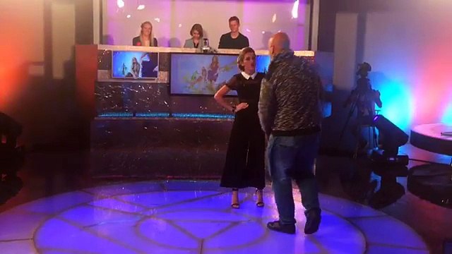 eshli_seeОткрывает остров сегодня наш полненький Егор Крид и Ксюха