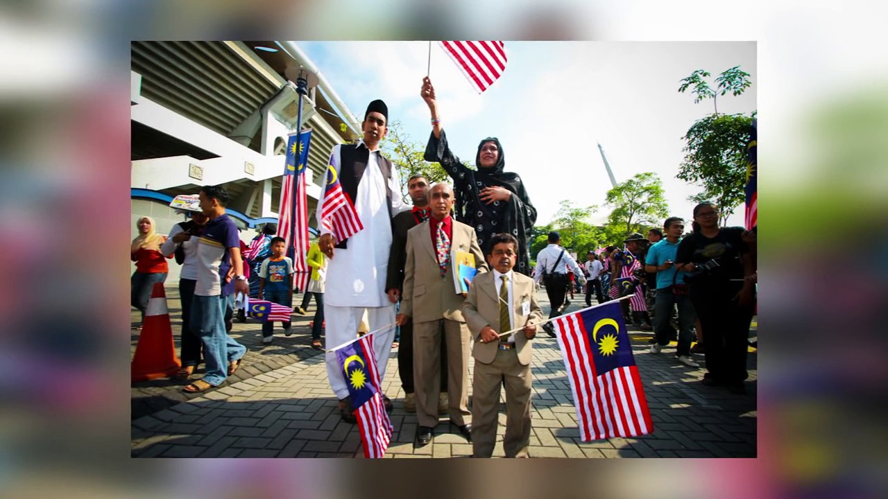 10 Tallest Women You Won't Believe Actually Exist