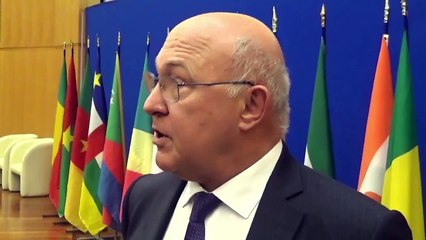 A VOIR  .......les vacances de monsieur Sapin a nos frais