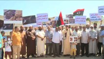 نازحو بنغازي في طرابلس يطالبون بوقف قصف المدنيين