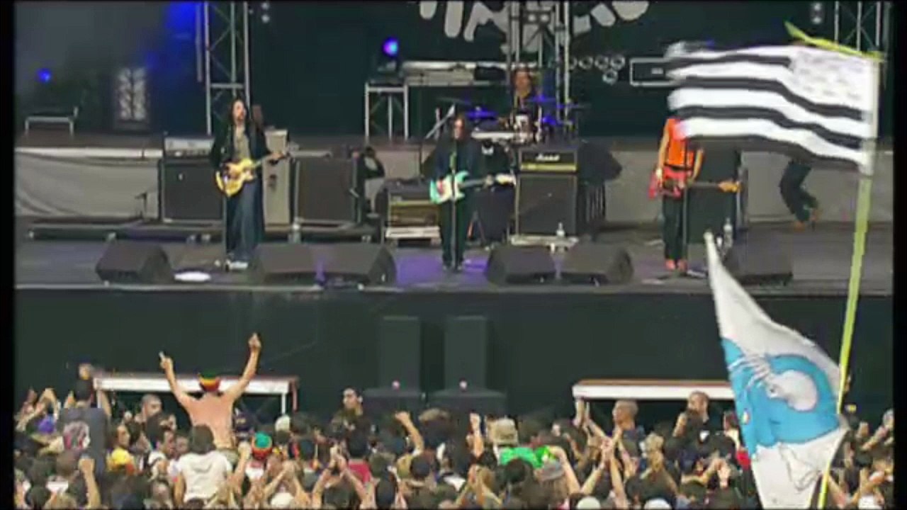 Matmatah - Petite Mort (live @ vieilles charrues 2001)