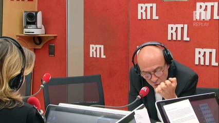 Impôts : "2016 a l'air d'être un cru dynamique", ironise François Lenglet