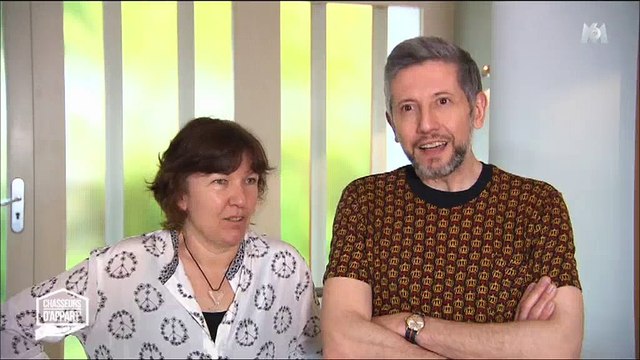 Stéphane Plaza pris d'un toc dans Chasseurs d'appart - Regardez