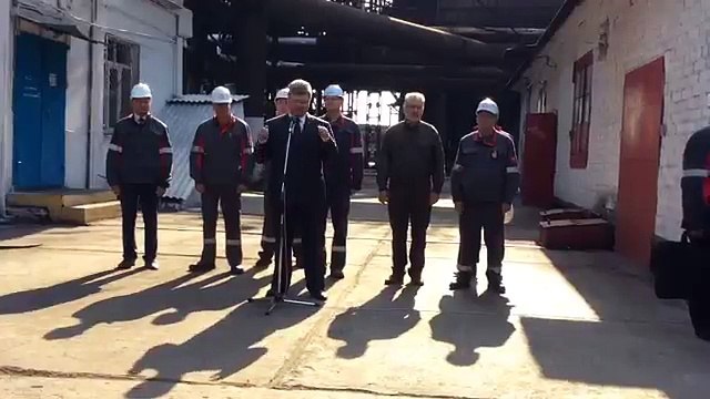 В Мариуполе не ответили Порошенко Героям слава!