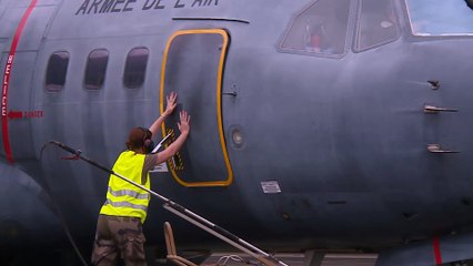 Teaser Sous les cocardes - Escale en Guyane