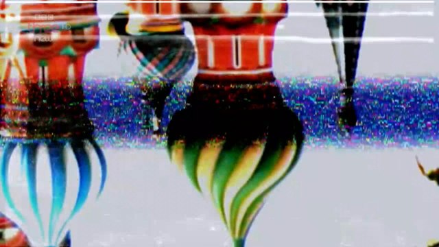 BBC Экстремальная Россия 1. Ультраправые и национальная гордость / Reggie Yates' Extreme Russia / 2015 / Rus.Sub