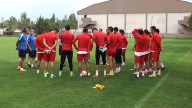 Spor Toto 2. Lig - İnegölspor Teknik Direktörü Osman Özdemir